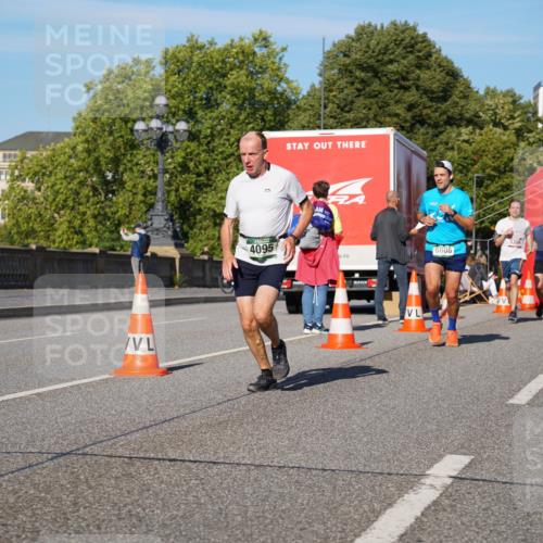07.09.2025 - BARMER Alsterlauf Yannick Fuchs http://msf.ph/oto/8754618 07.09.2025 09:37:28 Laufen 4095, 6006, 2340, 5000 meine-sportfotos.de