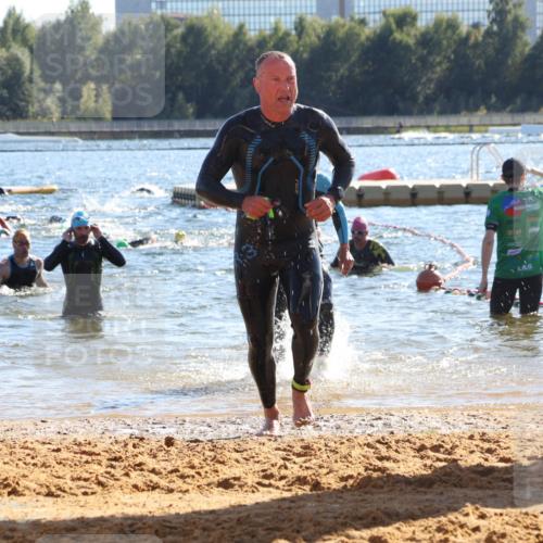 07.09.2025 - 19. Norderstedt Triathlon Luisa Fischer http://msf.ph/oto/8754639 07.09.2025 15:40:21 Schwimmen 1551, 1587, 1589, 1603, 1630 meine-sportfotos.de