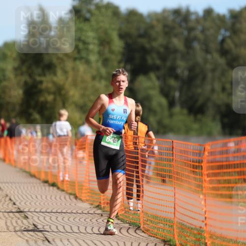 07.09.2025 - 19. Norderstedt Triathlon Michael Strokosch http://msf.ph/oto/8754663 07.09.2025 10:40:50 Laufen 649 meine-sportfotos.de