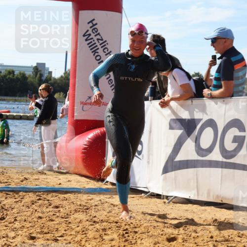 07.09.2025 - 19. Norderstedt Triathlon Luisa Fischer http://msf.ph/oto/8754665 07.09.2025 11:43:35 Schwimmen 261, 699 meine-sportfotos.de