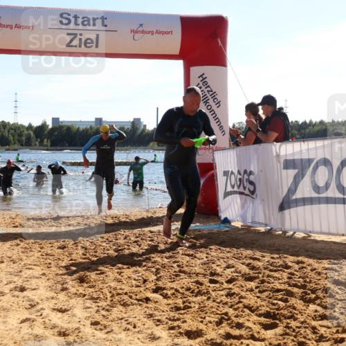 07.09.2025 - 19. Norderstedt Triathlon Luisa Fischer http://msf.ph/oto/8754699 07.09.2025 15:40:24 Schwimmen 1587, 1589, 1603, 1630 meine-sportfotos.de