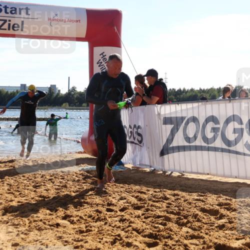 07.09.2025 - 19. Norderstedt Triathlon Luisa Fischer http://msf.ph/oto/8754703 07.09.2025 15:40:24 Schwimmen 1587, 1589, 1603, 1630 meine-sportfotos.de