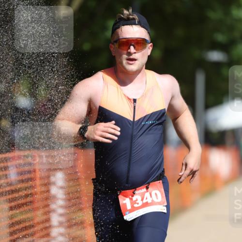07.09.2025 - 19. Norderstedt Triathlon Michael Strokosch http://msf.ph/oto/8754705 07.09.2025 12:02:32 Laufen 203, 1159, 1340, 1341, 1365 meine-sportfotos.de