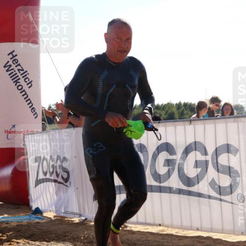 07.09.2025 - 19. Norderstedt Triathlon Luisa Fischer http://msf.ph/oto/8754716 07.09.2025 15:40:25 Schwimmen 1589, 1603, 1630 meine-sportfotos.de