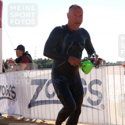 07.09.2025 - 19. Norderstedt Triathlon Luisa Fischer http://msf.ph/oto/8754720 07.09.2025 15:40:25 Schwimmen 1589, 1603, 1630 meine-sportfotos.de