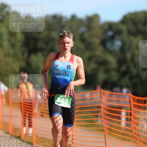 07.09.2025 - 19. Norderstedt Triathlon Michael Strokosch http://msf.ph/oto/8754725 07.09.2025 10:40:51 Laufen 649 meine-sportfotos.de