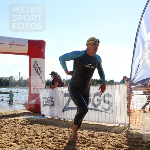 07.09.2025 - 19. Norderstedt Triathlon Luisa Fischer http://msf.ph/oto/8754740 07.09.2025 15:40:27 Schwimmen 1574, 1589, 1603, 1627, 1630 meine-sportfotos.de