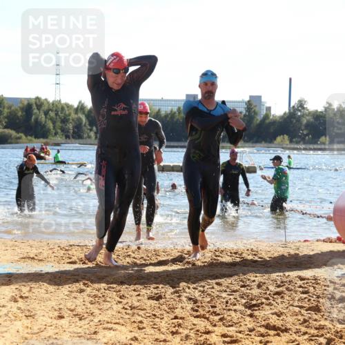 07.09.2025 - 19. Norderstedt Triathlon Luisa Fischer http://msf.ph/oto/8754772 07.09.2025 15:40:31 Schwimmen 1574, 1589, 1601, 1603, 1611, 1627 meine-sportfotos.de