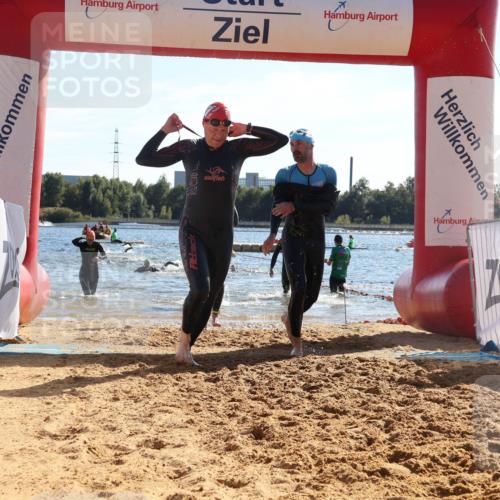 07.09.2025 - 19. Norderstedt Triathlon Luisa Fischer http://msf.ph/oto/8754783 07.09.2025 15:40:32 Schwimmen 1574, 1589, 1601, 1603, 1611, 1627 meine-sportfotos.de