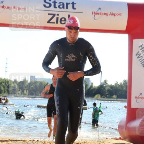 07.09.2025 - 19. Norderstedt Triathlon Luisa Fischer http://msf.ph/oto/8754817 07.09.2025 15:40:35 Schwimmen 1559, 1574, 1580, 1589, 1601, 1603, 1611, 1616, 1627 meine-sportfotos.de