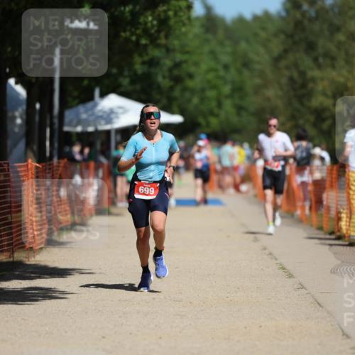 07.09.2025 - 19. Norderstedt Triathlon Michael Strokosch http://msf.ph/oto/8754819 07.09.2025 12:49:10 Laufen 699 meine-sportfotos.de