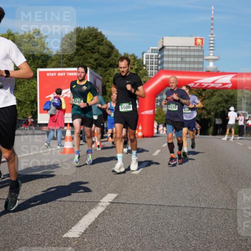 07.09.2025 - BARMER Alsterlauf Yannick Fuchs http://msf.ph/oto/8754836 07.09.2025 09:37:33 Laufen 06116, 5246, 5500, 6320, 4599 meine-sportfotos.de