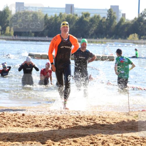 07.09.2025 - 19. Norderstedt Triathlon Luisa Fischer http://msf.ph/oto/8754850 07.09.2025 15:40:44 Schwimmen 1554, 1559, 1574, 1580, 1592, 1601, 1611, 1616, 1627 meine-sportfotos.de