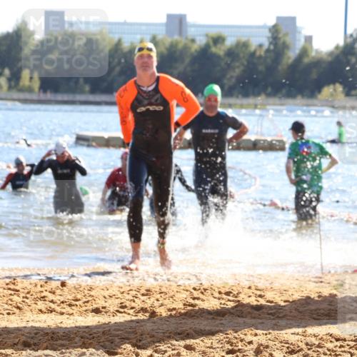 07.09.2025 - 19. Norderstedt Triathlon Luisa Fischer http://msf.ph/oto/8754853 07.09.2025 15:40:45 Schwimmen 1554, 1559, 1580, 1592, 1601, 1611, 1616 meine-sportfotos.de