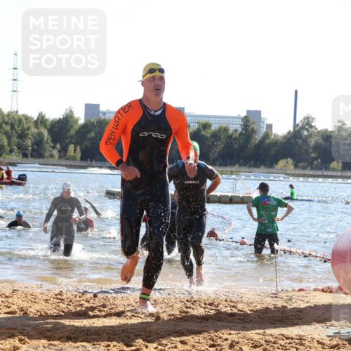 07.09.2025 - 19. Norderstedt Triathlon Luisa Fischer http://msf.ph/oto/8754877 07.09.2025 15:40:46 Schwimmen 1554, 1559, 1580, 1592, 1601, 1611, 1616 meine-sportfotos.de