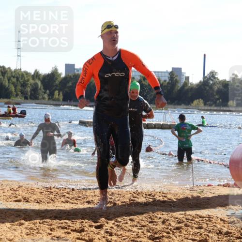 07.09.2025 - 19. Norderstedt Triathlon Luisa Fischer http://msf.ph/oto/8754882 07.09.2025 15:40:47 Schwimmen 1055, 1554, 1559, 1580, 1592, 1601, 1607, 1616 meine-sportfotos.de