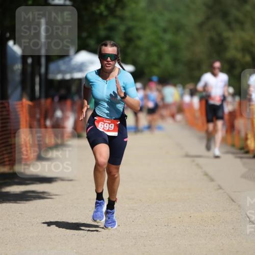 07.09.2025 - 19. Norderstedt Triathlon Michael Strokosch http://msf.ph/oto/8754918 07.09.2025 12:49:11 Laufen 699 meine-sportfotos.de