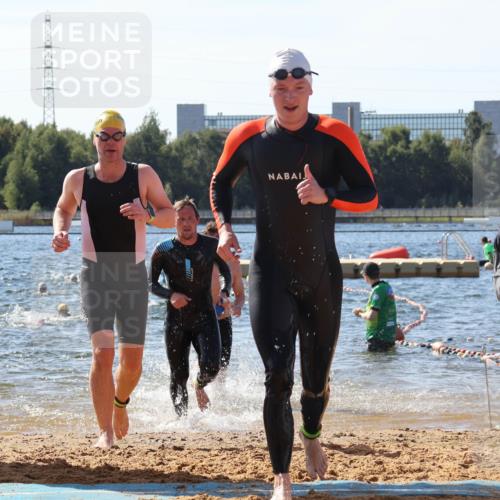 07.09.2025 - 19. Norderstedt Triathlon Luisa Fischer http://msf.ph/oto/8754926 07.09.2025 11:43:59 Schwimmen 1213, 1231, 1241, 1300, 1370, 1387 meine-sportfotos.de
