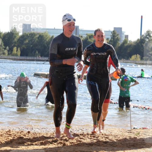 07.09.2025 - 19. Norderstedt Triathlon Luisa Fischer http://msf.ph/oto/8754933 07.09.2025 15:40:52 Schwimmen 1055, 1066, 1554, 1559, 1592, 1607, 1616 meine-sportfotos.de