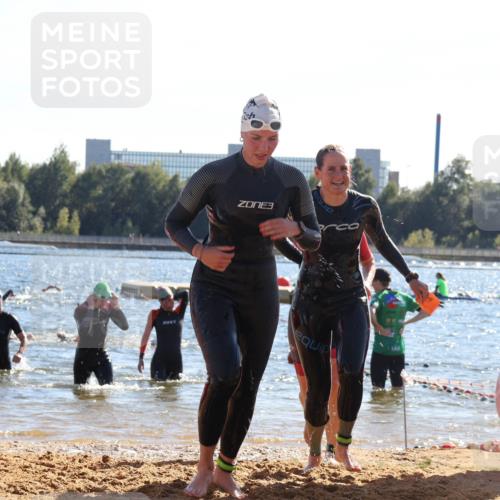 07.09.2025 - 19. Norderstedt Triathlon Luisa Fischer http://msf.ph/oto/8754936 07.09.2025 15:40:52 Schwimmen 1055, 1066, 1554, 1559, 1592, 1607, 1616 meine-sportfotos.de