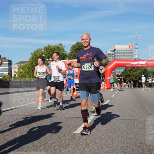 07.09.2025 - BARMER Alsterlauf Yannick Fuchs http://msf.ph/oto/8754938 07.09.2025 09:37:36 Laufen 246, 4543, 5388, 23, 6320 meine-sportfotos.de
