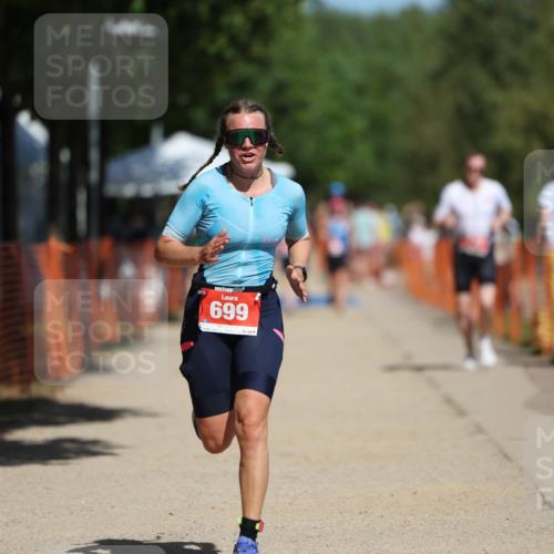 07.09.2025 - 19. Norderstedt Triathlon Michael Strokosch http://msf.ph/oto/8754942 07.09.2025 12:49:12 Laufen 699, 737 meine-sportfotos.de