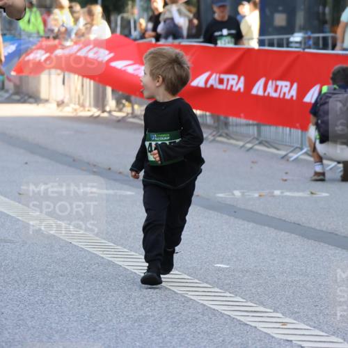 07.09.2025 - BARMER Alsterlauf Strokosch-Dieckow http://msf.ph/oto/8754950 07.09.2025 10:54:13 Ziel  meine-sportfotos.de