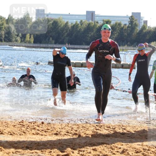 07.09.2025 - 19. Norderstedt Triathlon Luisa Fischer http://msf.ph/oto/8754960 07.09.2025 15:40:58 Schwimmen 1045, 1055, 1066, 1549, 1554, 1592, 1607, 1631 meine-sportfotos.de