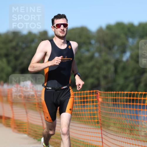 07.09.2025 - 19. Norderstedt Triathlon Michael Strokosch http://msf.ph/oto/8754964 07.09.2025 14:53:04 Laufen 879, 969, 1002, 1041 meine-sportfotos.de