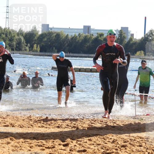 07.09.2025 - 19. Norderstedt Triathlon Luisa Fischer http://msf.ph/oto/8754971 07.09.2025 15:40:59 Schwimmen 1045, 1055, 1066, 1549, 1554, 1592, 1607, 1631 meine-sportfotos.de