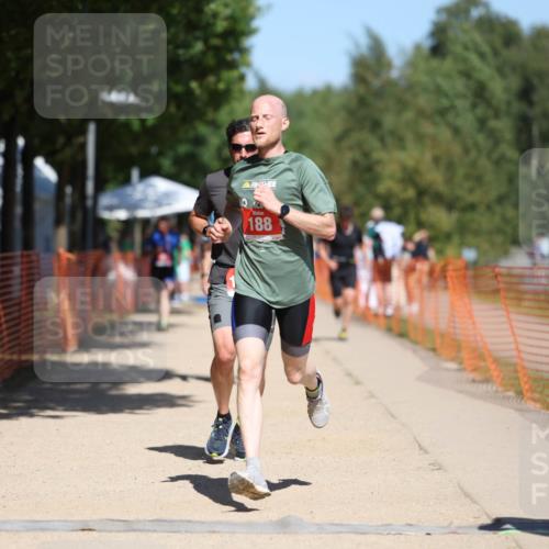 07.09.2025 - 19. Norderstedt Triathlon Michael Strokosch http://msf.ph/oto/8754981 07.09.2025 13:11:03 Laufen 137, 188, 1256, 1290 meine-sportfotos.de