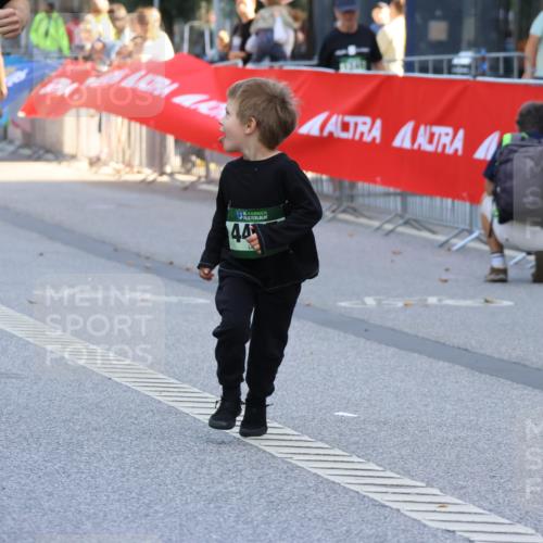 07.09.2025 - BARMER Alsterlauf Strokosch-Dieckow http://msf.ph/oto/8754984 07.09.2025 10:54:13 Ziel  meine-sportfotos.de