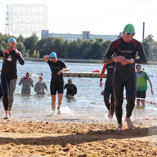 07.09.2025 - 19. Norderstedt Triathlon Luisa Fischer http://msf.ph/oto/8754985 07.09.2025 15:41:00 Schwimmen 1045, 1055, 1066, 1106, 1549, 1554, 1607, 1631 meine-sportfotos.de