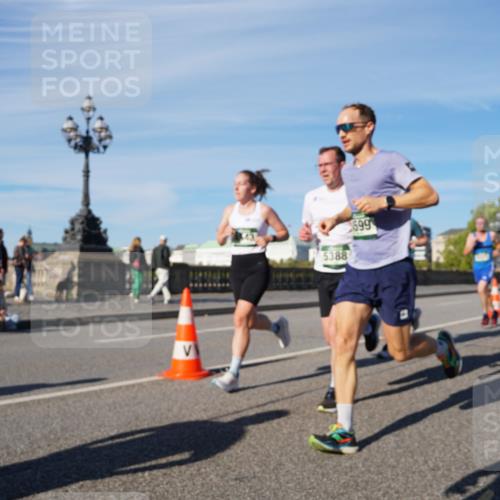 07.09.2025 - BARMER Alsterlauf Yannick Fuchs http://msf.ph/oto/8755002 07.09.2025 09:37:37 Laufen 5388, 699 meine-sportfotos.de