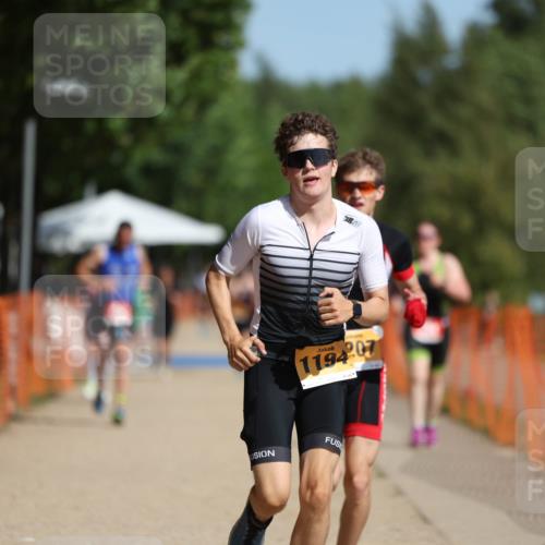 07.09.2025 - 19. Norderstedt Triathlon Michael Strokosch http://msf.ph/oto/8755007 07.09.2025 12:02:49 Laufen 1194, 1207 meine-sportfotos.de