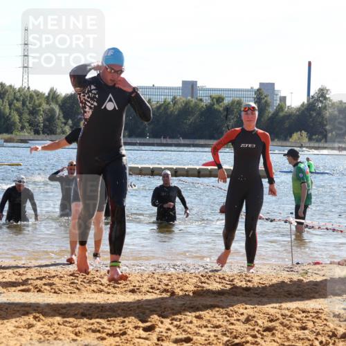 07.09.2025 - 19. Norderstedt Triathlon Luisa Fischer http://msf.ph/oto/8755008 07.09.2025 15:41:02 Schwimmen 1045, 1055, 1066, 1106, 1549, 1607, 1631 meine-sportfotos.de