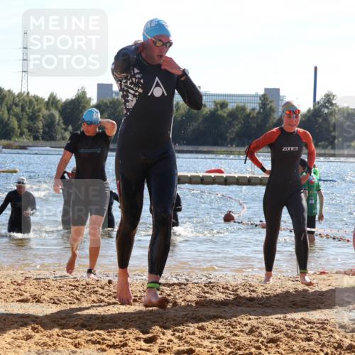 07.09.2025 - 19. Norderstedt Triathlon Luisa Fischer http://msf.ph/oto/8755019 07.09.2025 15:41:02 Schwimmen 1045, 1055, 1066, 1106, 1549, 1607, 1631 meine-sportfotos.de