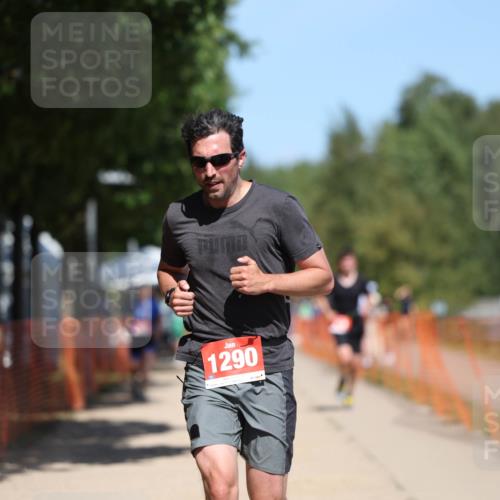 07.09.2025 - 19. Norderstedt Triathlon Michael Strokosch http://msf.ph/oto/8755050 07.09.2025 13:11:05 Laufen 137, 188, 214, 762, 1290 meine-sportfotos.de