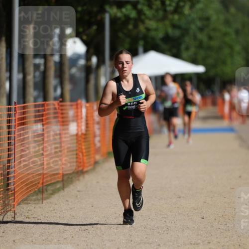 07.09.2025 - 19. Norderstedt Triathlon Michael Strokosch http://msf.ph/oto/8755068 07.09.2025 10:59:55 Laufen 61, 681, 683 meine-sportfotos.de