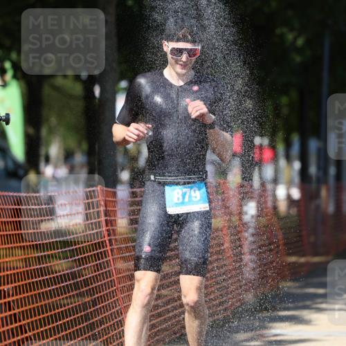 07.09.2025 - 19. Norderstedt Triathlon Michael Strokosch http://msf.ph/oto/8755094 07.09.2025 14:53:11 Laufen 879, 1006, 1406 meine-sportfotos.de