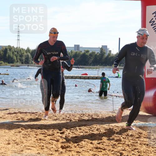 07.09.2025 - 19. Norderstedt Triathlon Luisa Fischer http://msf.ph/oto/8755100 07.09.2025 15:41:09 Schwimmen 1045, 1101, 1106, 1549, 1560, 1581, 1602, 1631 meine-sportfotos.de