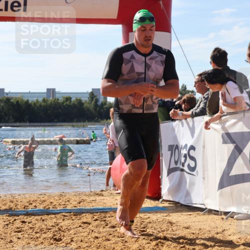07.09.2025 - 19. Norderstedt Triathlon Luisa Fischer http://msf.ph/oto/8755149 07.09.2025 11:44:28 Schwimmen 216, 695, 1280, 1361, 1378 meine-sportfotos.de