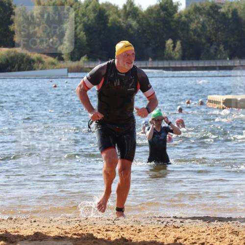 07.09.2025 - 19. Norderstedt Triathlon Luisa Fischer http://msf.ph/oto/8755156 07.09.2025 11:44:29 Schwimmen 216, 695, 1280, 1361, 1378 meine-sportfotos.de