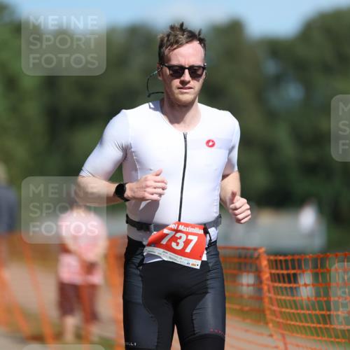 07.09.2025 - 19. Norderstedt Triathlon Michael Strokosch http://msf.ph/oto/8755169 07.09.2025 12:49:21 Laufen 202, 737, 820, 1369 meine-sportfotos.de