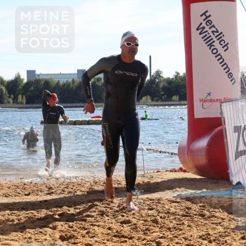 07.09.2025 - 19. Norderstedt Triathlon Luisa Fischer http://msf.ph/oto/8755193 07.09.2025 15:41:36 Schwimmen 1564, 1579, 1609, 1613, 1623 meine-sportfotos.de