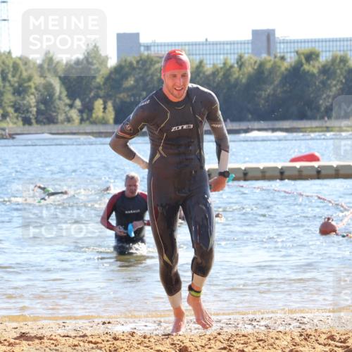 07.09.2025 - 19. Norderstedt Triathlon Luisa Fischer http://msf.ph/oto/8755205 07.09.2025 15:41:38 Schwimmen 1564, 1579, 1609, 1613, 1623 meine-sportfotos.de