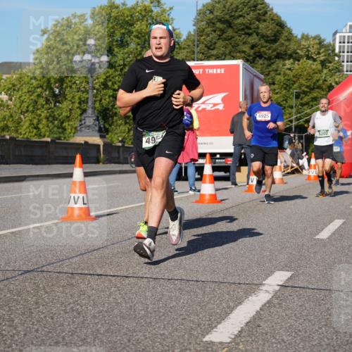 07.09.2025 - BARMER Alsterlauf Yannick Fuchs http://msf.ph/oto/8755221 07.09.2025 09:37:46 Laufen 495, 4925, 5202, 702 meine-sportfotos.de