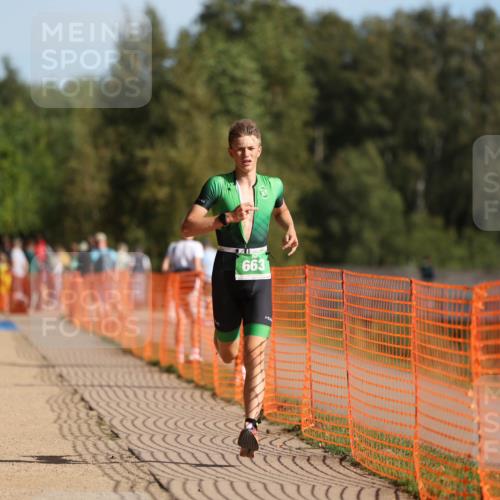 07.09.2025 - 19. Norderstedt Triathlon Michael Strokosch http://msf.ph/oto/8755228 07.09.2025 10:41:32 Laufen 655, 663 meine-sportfotos.de