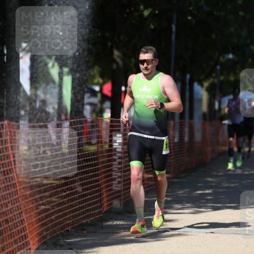 07.09.2025 - 19. Norderstedt Triathlon Michael Strokosch http://msf.ph/oto/8755243 07.09.2025 14:53:16 Laufen 1006, 1401, 1406, 1467 meine-sportfotos.de