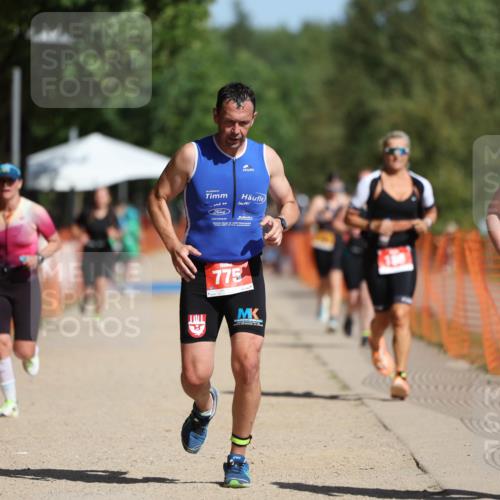 07.09.2025 - 19. Norderstedt Triathlon Michael Strokosch http://msf.ph/oto/8755252 07.09.2025 12:02:56 Laufen 186, 199, 775, 784 meine-sportfotos.de